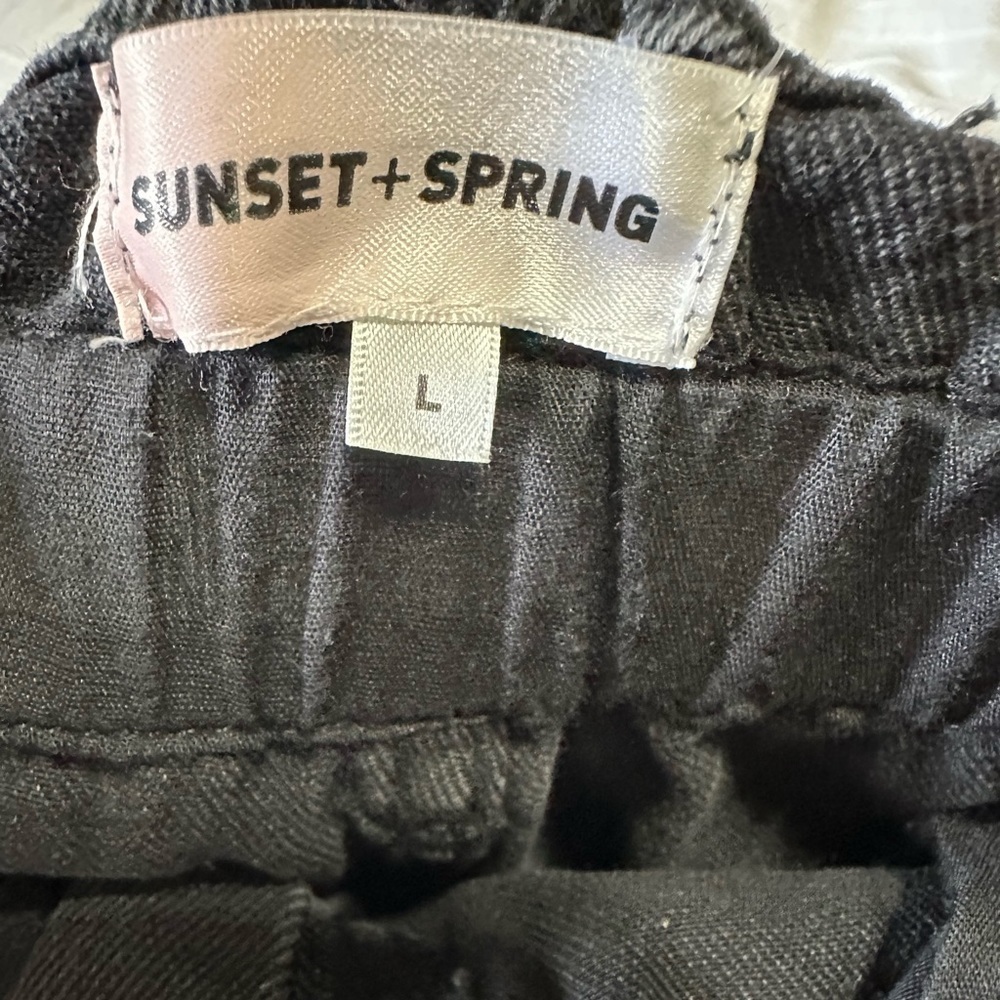 Sunset + Spring shorts - Picture 3 of 5